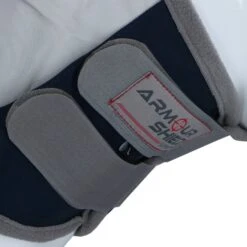 LeMieux Fliegenmaske Amour Shield Pro Mit Ohren Navy XL -TRUS Pferd Geschaft agradi 44719632 4.9e6bdc
