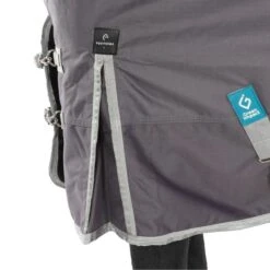 EQUITHÈME Outdoordecke Tyrex 1200D 300g Recycelt Taupe -TRUS Pferd Geschaft agradi 44942562 5.001131