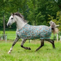 HKM Fliegendecke Butterfly Hellgrau