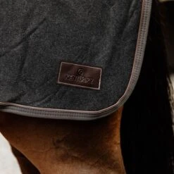 Kentucky Horsewear Ausreitdecke Heavy Fleece Dunkel Blau -TRUS Pferd Geschaft ken 52207 grijs2.ce3565 1